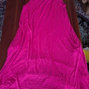 Time and Tru Fuchsia Sleeveless Top